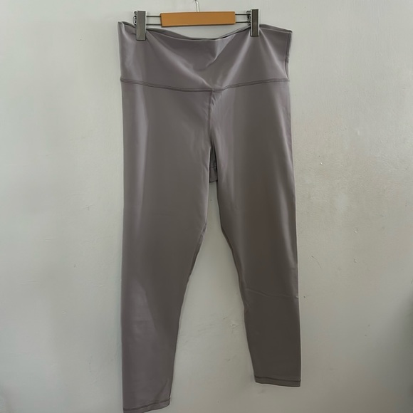 TNA ACTION LEGGINGS - Picture 12 of 14